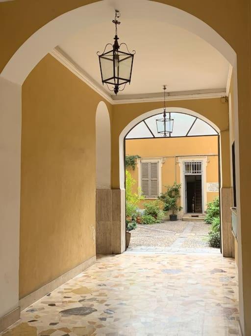 Appartamento Incantevole Nel Cuore Di Milano Exterior foto